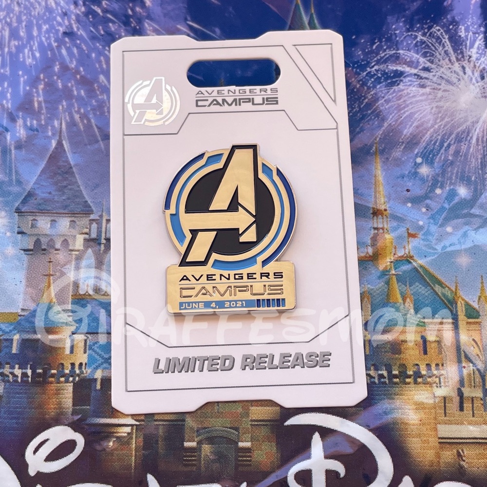 Avengers campus Opening Day Pin - Picture 1 of 1